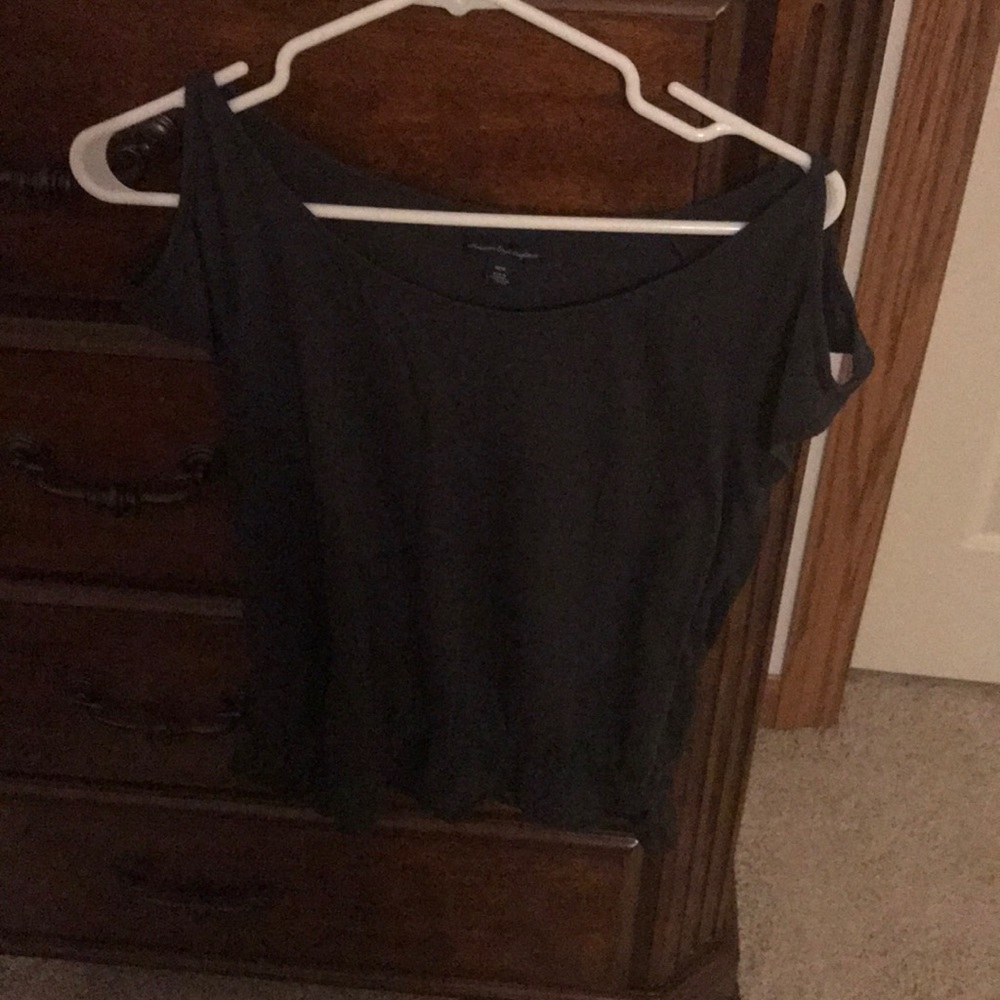 American Eagle cold-shoulder shirt